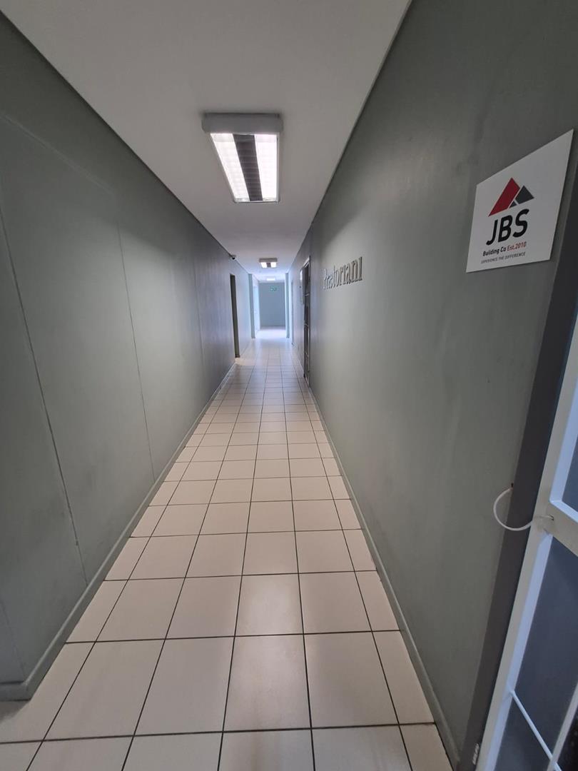 To Let Commercial Property for Rent in Bergvliet Western Cape